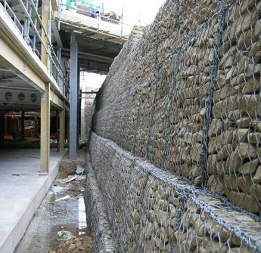 格宾挡土墙
